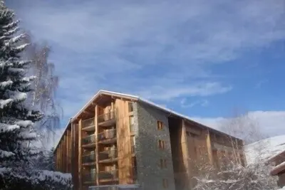Appartement de ski exceptionnel de 3 chambres dans un emplacement fantastique.