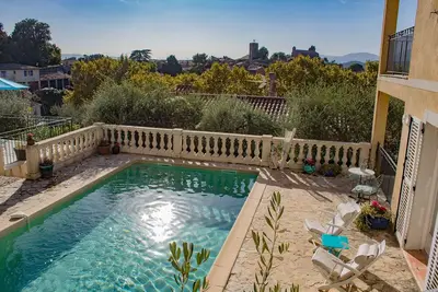 Image de Appartement pour 6 personnes avec Vue, Piscine Chauffée, Climatisation, Wifi etc