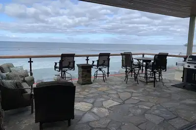 Image de Paradise sur le Strand. Grande plage privée w \/ Ac. Étapes vers le sable