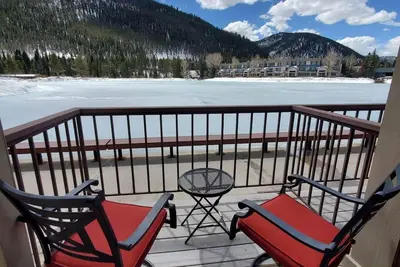 Image de Condo sur le lac Keystone \/ 0, 5 miles des pistes \/ accès facile au centre de conférence
