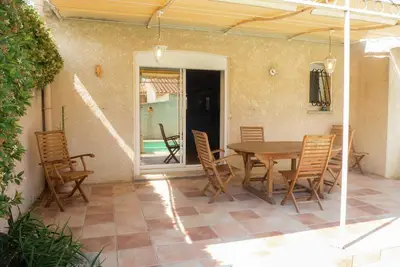 Image de Charmante maison de vacances avec piscine privée