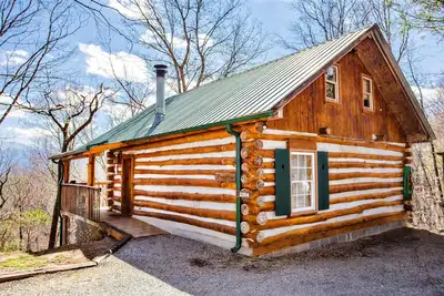 Image de La cabane aux nœuds de pin, les 18 et 19 juin en promotion!