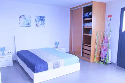Image de Studio Two | Vue sur l'océan | Retraite de couple parfaite avec Wifi gratuit et barbecue