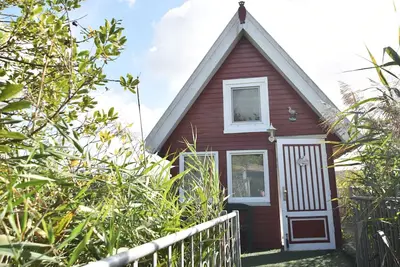 Image de Maison flottante à Sternberg avec ponton privé