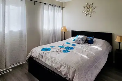 Image de Duplex 3bdr mignon et abordable dans Overland Park pour jusqu'Ă 10 personnes!