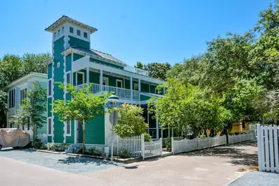 Image de Five Porches, Rooftop Deck -20% Économie de couleurs d'automne