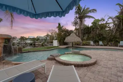 Image de Tortuga Bay - Cinq Chambres Maison, Couchages 11
