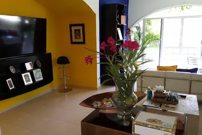 Image de Gorgeous Waterfront Private \/ Quiet Residential Setting Avec Yacht Dock