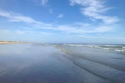 Image de Très grande 1bd, 1ba Ocean Front, Rez-de-chaussée, WiFi, Hdtv, Grande piscine
