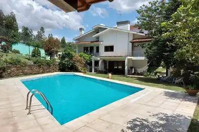 Image de Magnifique villa avec piscine, court de tennis, à 15 minutes de Porto, dans la nature