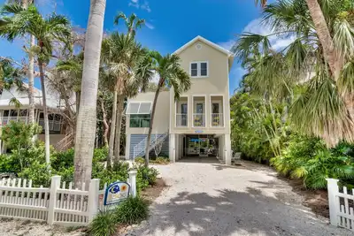 Image de Captiva Sun & Moon Pool House - Côté plage du centre du village de Captiva