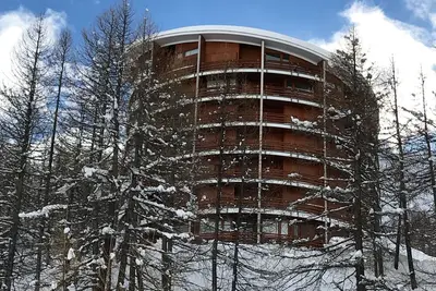 Image de Charmant et romantique appartement à proximité des pistes de ski, une connexion Wi-Fi gratuite.