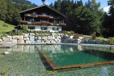 Image de Ferme sur un plateau ensoleillé * Grand appartement * 10-12 pers. * Nouveau * étang de baignade