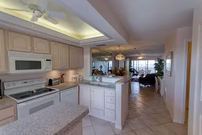 Image de Million Dollar View Bay Sunrises & Gulf Sunsets-Feb and March open 2025