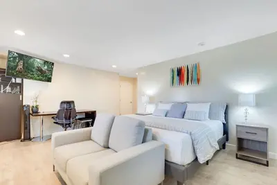 Image de Maison d'hôtes spacieuse et calme avec entrée privée et vue imprenable sur la montagne