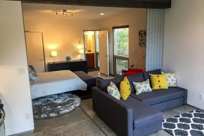 Image de Florecitas est une nouvelle maison d'hôtes contemporaine. Belle contemporaine lumineuse