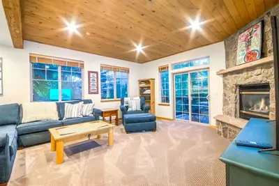 Image de Spacieux Townhome Steamboat Avec Garage Et Vues!