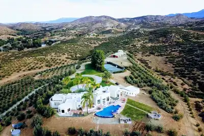 Image de Maison de luxe privée \/ propriété de 20 acres