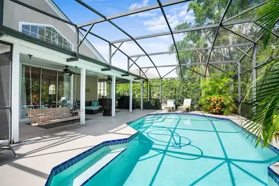 Maison de luxe - Piscine chauffée - Salle de cinéma 3d - Près de Disney World et Universal Studio