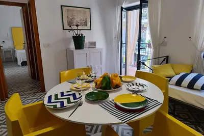 Ibiscus  appartement à 30m de la mer avec air conditionné et wi-fi, x 4 personne
