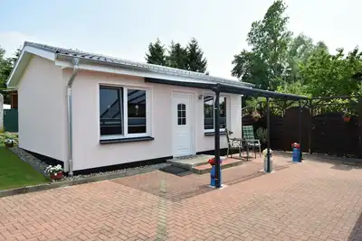 Image de Bungalow Ă Warnkenhagen avec Jardin