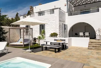 Image de Azzurro Bianco Suites