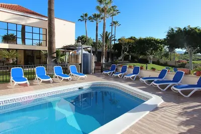 Image de Villa luxueuse pour vacances de luxe de groupes