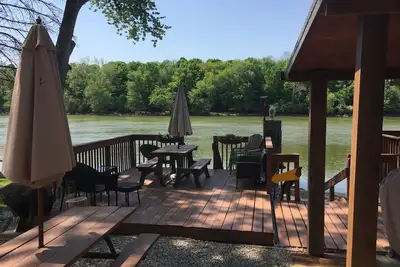 Image de Cabines romantiques au bord de la rivière sur la rivière Wabash