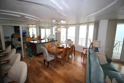 Image de Récemment rénové! \"Conduite interdite sur la plage\" Luxury 3 Bd Rm, 3 Bath w / Mst Spa