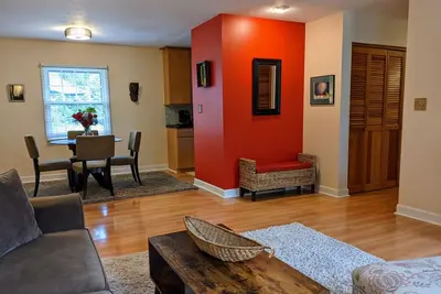 Image de 3br, 1. 5 salles de bain Disponible du 20 avril au 20 juillet - Une retraite proche de la ville et du village