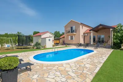 Image de Maison de vacances א Policnik avec plage