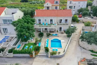 Image de Villa Southern Beauty - villa de six chambres avec piscine et jacuzzi sur l'île de Korčula
