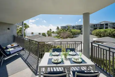 Image de << Suivez Le Soleil À La Plage >> Ocean Condo \/ Pool & Tennis + Derniers Services CLÉS. . .