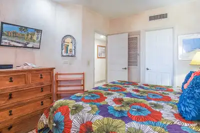 Image de 1 chambre 1 salle de bain étage supérieur Ocean View Condo C 404