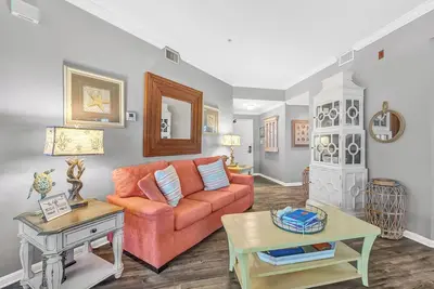 Image de 101w ~ Spacieux 3br / 3ba condo de coin avec vue sur le golfe