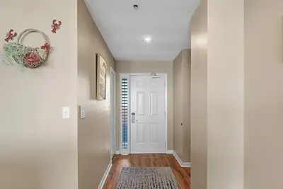 Image de 303c - Asseyez-vous et détendez-vous dans ce réconfortant Condo 2br!