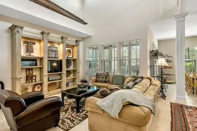 Image de Un bruit joyeux ~ Spacieuse maison de plage 4br / 3ba avec couchage pour 12 personnes