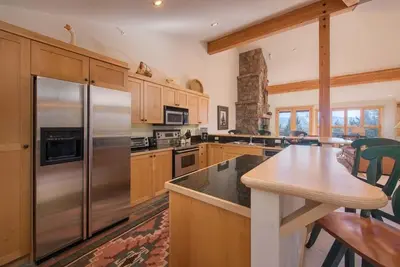 Image de 4bd / 4. 5ba Moose Creek 33: 4 Br / 4. 5 maisons de ville Ba à Teton Village, pour 8 personnes