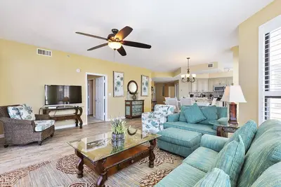 Image de 701e - Vues Golfe pittoresque de ce condo 3br!
