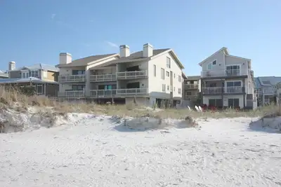 Image de Offre Beachside, W / D, Wi-Fi gratuit, câble et téléphone, 2 balcons, barbecue, parking couvert - 6 Pipers Nest