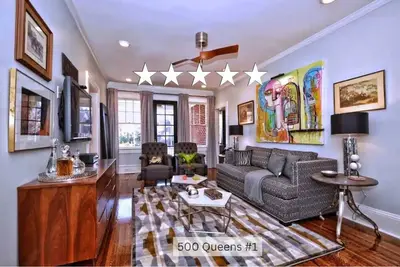 Image de 500 Queens #1: Luxe 2br in Myers Park, w/ porch