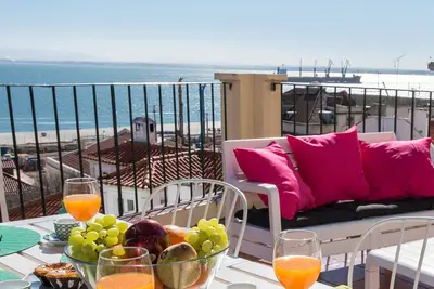 Image de Remedios Vii - Une terrasse et vue sur le fleuve!