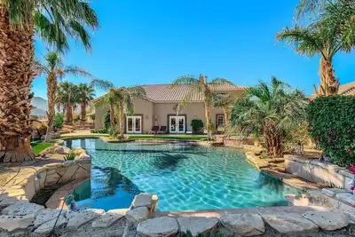 Image de Oasis de jardin! Walk-in Pool & Spa-Casita-promenade à Indian Springs Golf Course-Country Club & Restaur