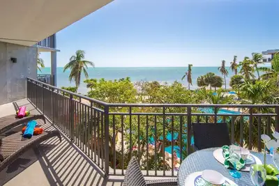 Image de << Smooth Sailing @ The Beach >> Ocean Condo / Pool & Tennis + Derniers Services CLÉS. . .