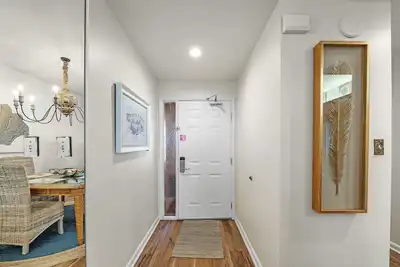 Image de 1202w - Facile à vivre dans ce condo 3br invitant!