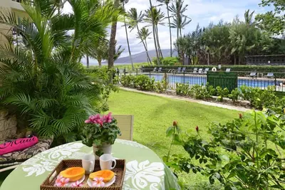 Image de Propriété en bord de mer / # 123 Wbh Bâtiment D 1b / 1b rénové par piscine