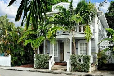 Image de Louisa House: A quatre chambres vacances refuge confortable