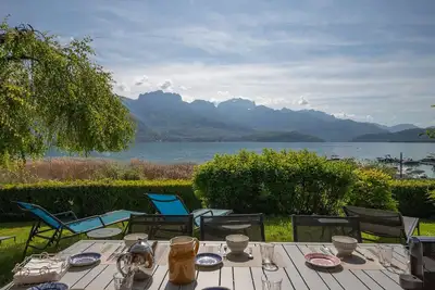 Image de Savoielac - Lac d'Annecy - Sévrier - Bord de lac : Villa Poisson Rouge