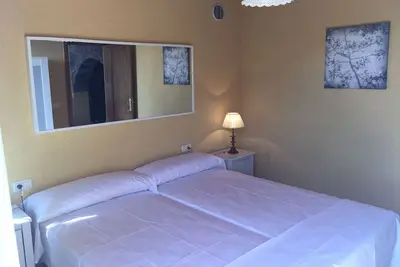 Image de Maison à la périphérie de Saint-Sébastien, en plein contact avec la nature.