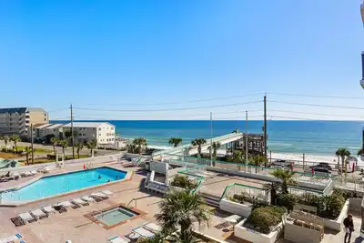 Image de S'éloigner pour un vol! ! Vente $ 139 / N 5 / 8-5 / 18! Plage libre Srvc! Vues impressionnantes!